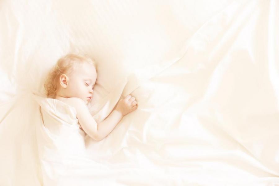 Как научих детето да спи спокойно всяка нощ по метода на д-р Фърбър