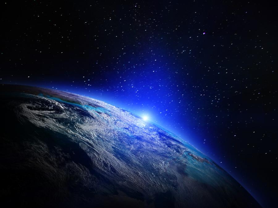  Вижте Земята от космоса в 4K резолюция