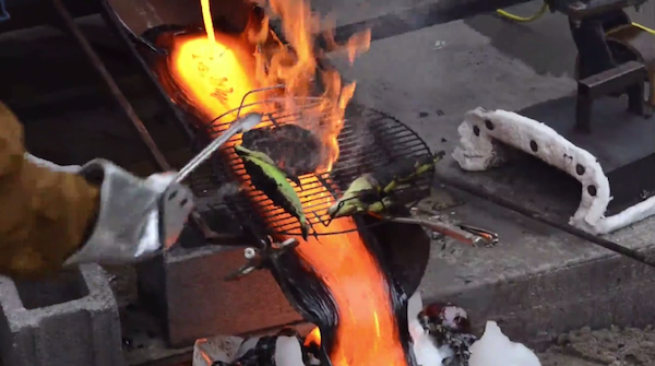 Вижте как се прави барбекю на лава