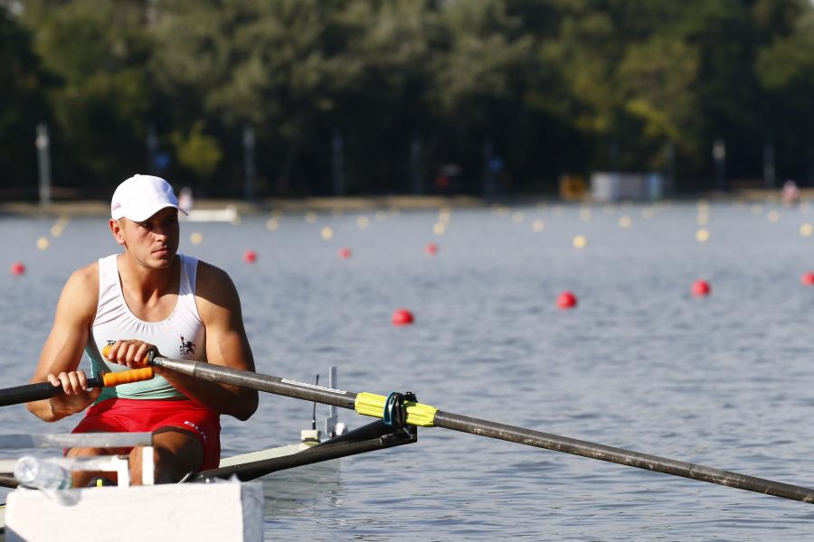 Борис Йотов ще гребе на четвъртфиналите на световното в Пловдив