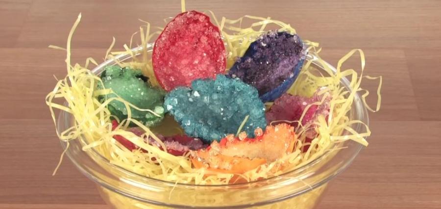 Направете си нестандартна и красива великденска украса с помощта на науката