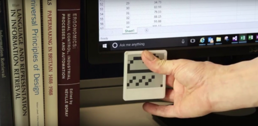 Електронни залепващи се бележки обещават да заместят хартиените