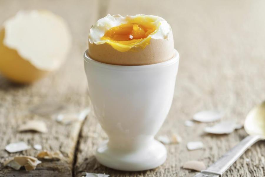 Едно яйце на ден пази от рак на гърдата 