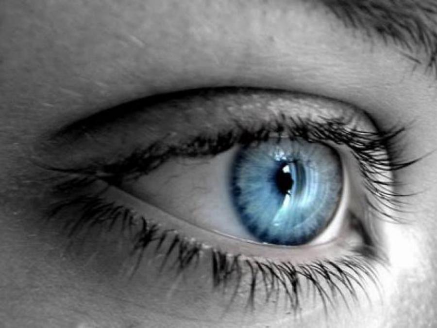 Жена с нов вид цветен рецептор вижда 99 милиона повече цвята от всички нас