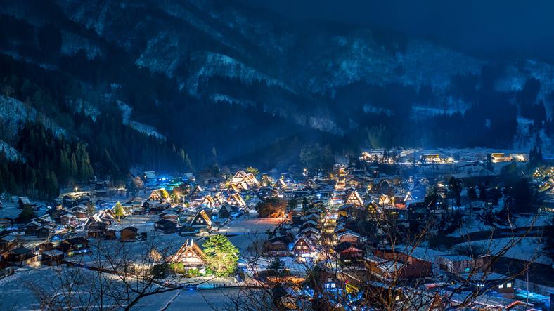 Зимна приказка в Япония: 20 великолепни фотографии