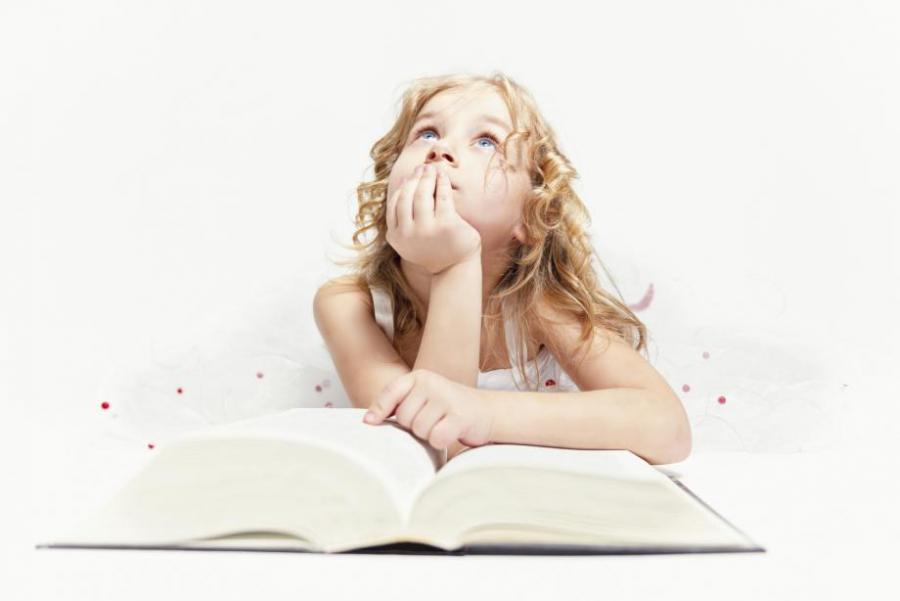 Защо някои деца се научават да четат по-бързо?