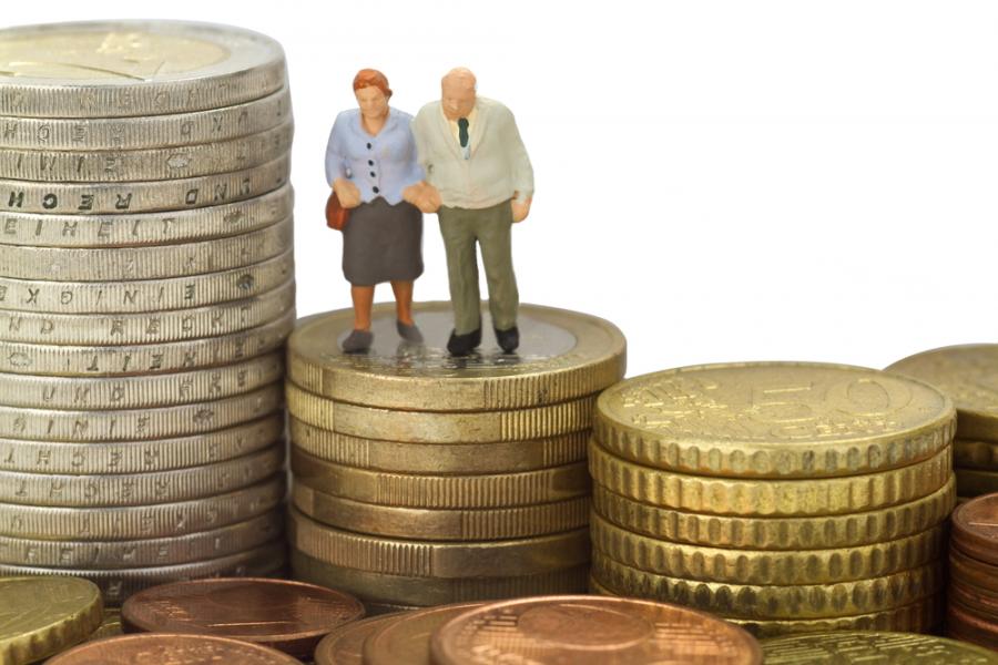 Колко получават пенсионерите по света?
