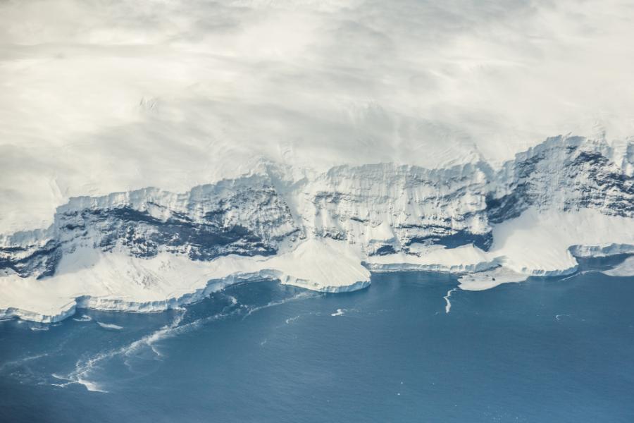 Учени откриха „изгубени континенти“ с помощта на сателити