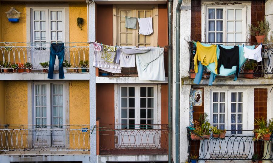 Притча: Прозорецът и мръсното пране