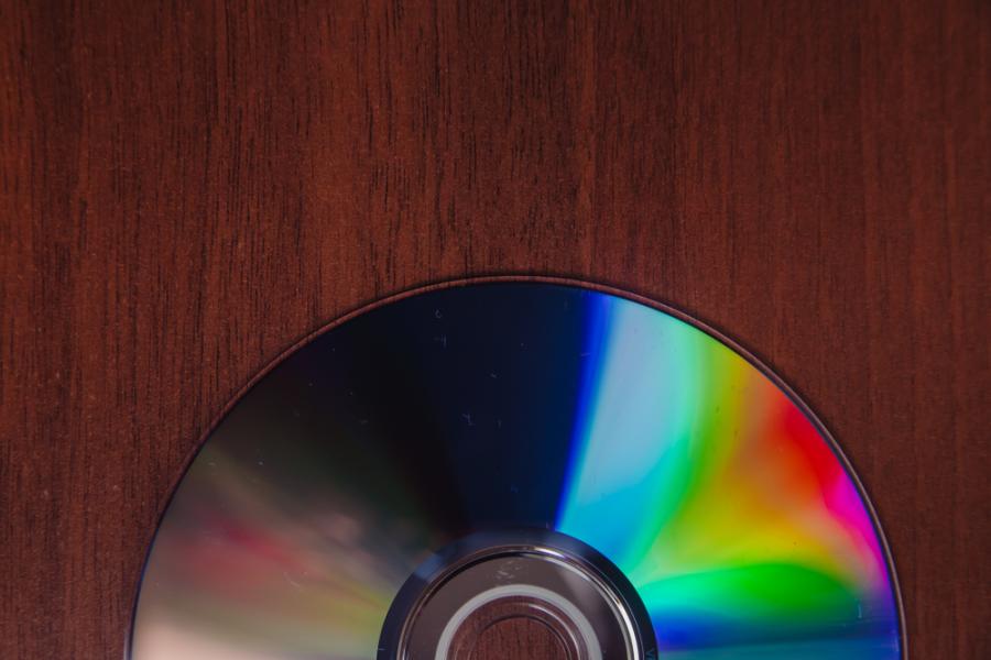 Експерименти у дома: Направи си летяща чиния 