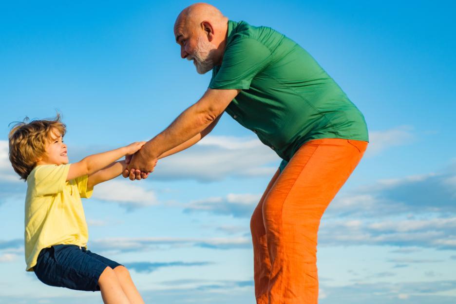 Как да реагираме на детското желание за непрестанно внимание