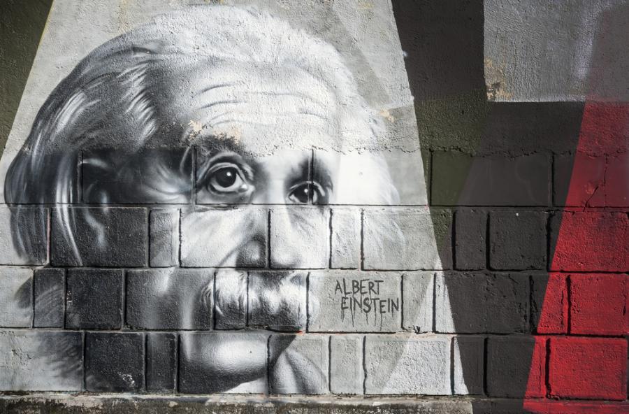 Задачата на Айнщайн
