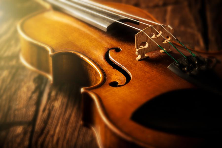 Как свиренето на музикален инструмент лекува мозъка