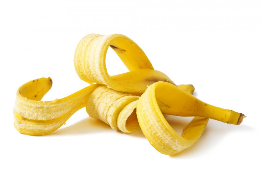 Ето защо не трябва да изхвърляте банановите кори