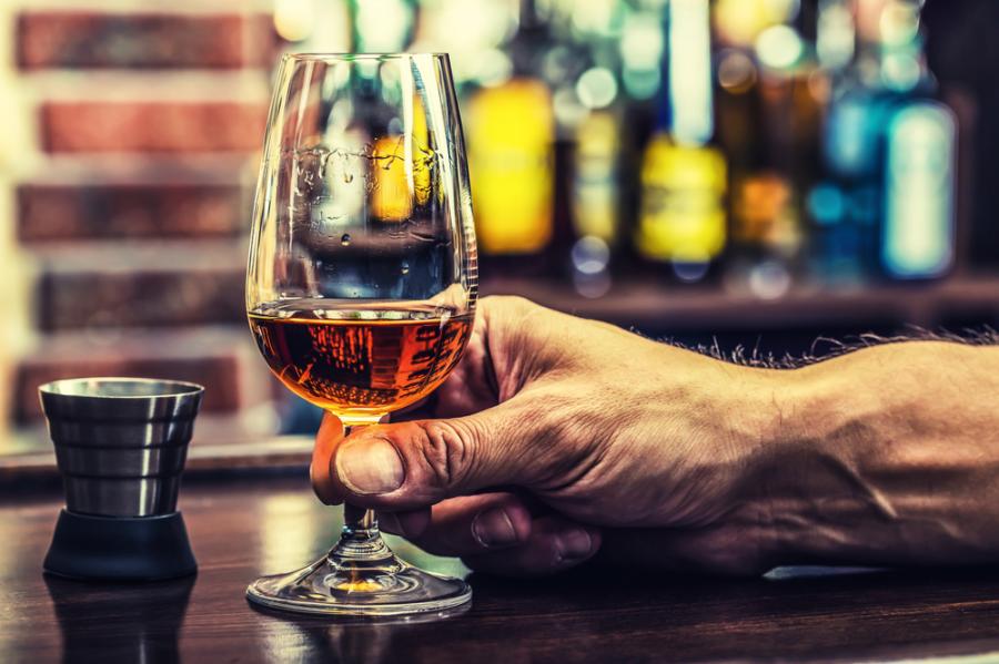 Митове за алкохола (и защо не са верни)
