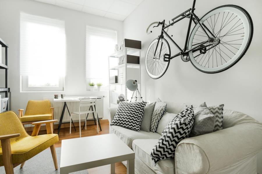 10 спестяващи място идеи, които ще преобразят малкия ви апартамент