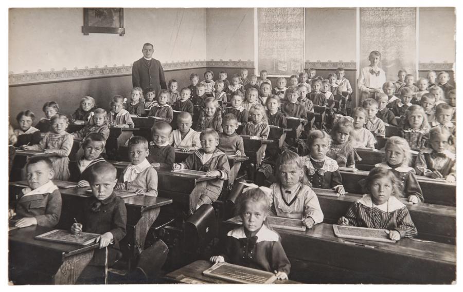 Назад във времето: На училище през 19-и век