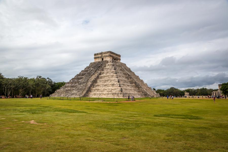 Скрита пирамида бе намерена в древен град на маите