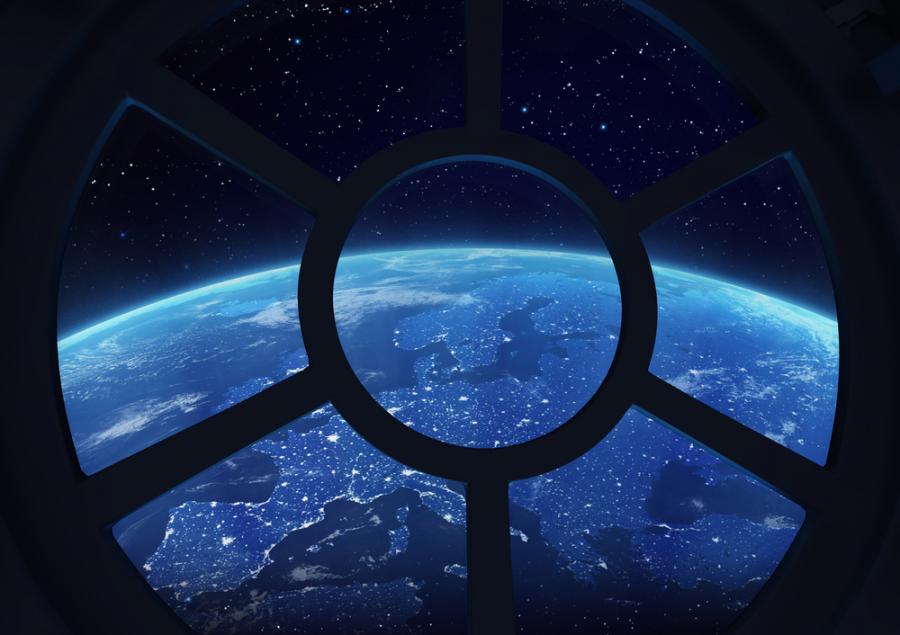 4 декември 1998 г. - Сглобяването на Международната космическа станция започва