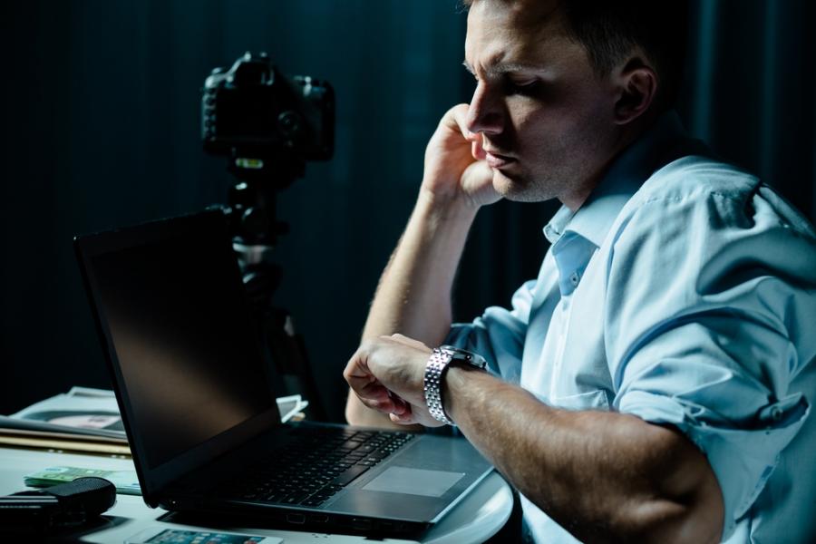 Хората вярват на фалшиви новини, когато се чувстват изолирани