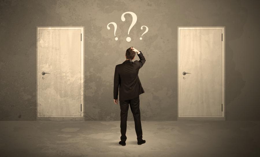 Логическа задача: Стая с две врати