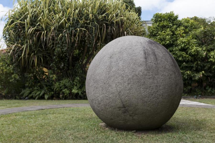 Каменните топки в Коста Рика - антени на извънземни?