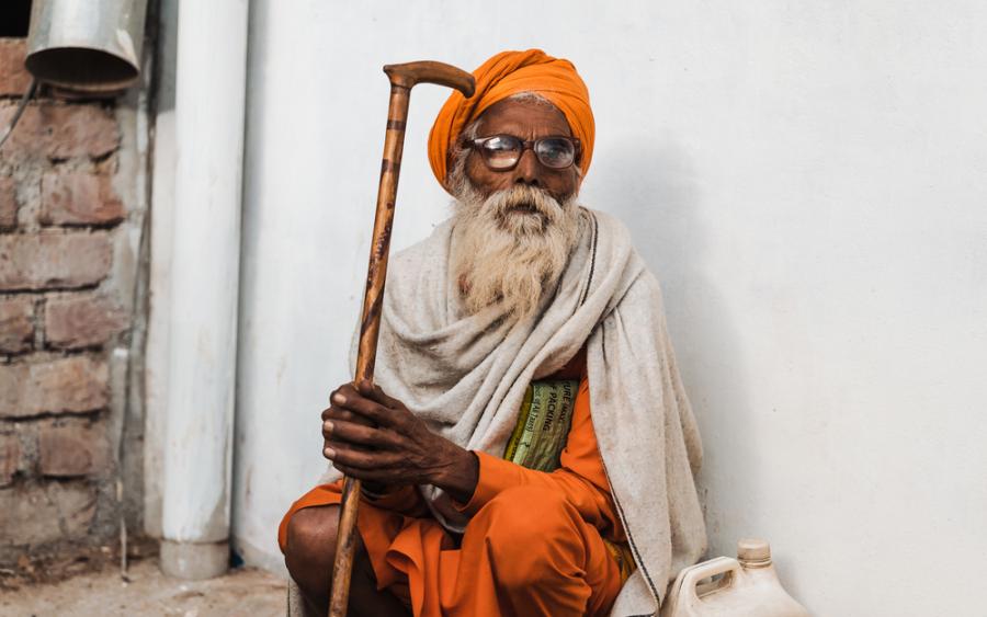Най-старият жив човек е 120-годишен монах 