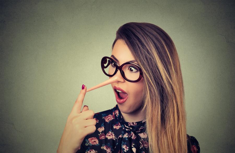 10 бързи начина да разберете, че някой ви лъже