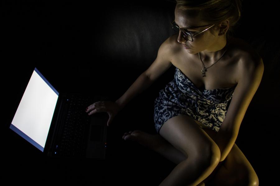 Виц: Хакери и блондинки