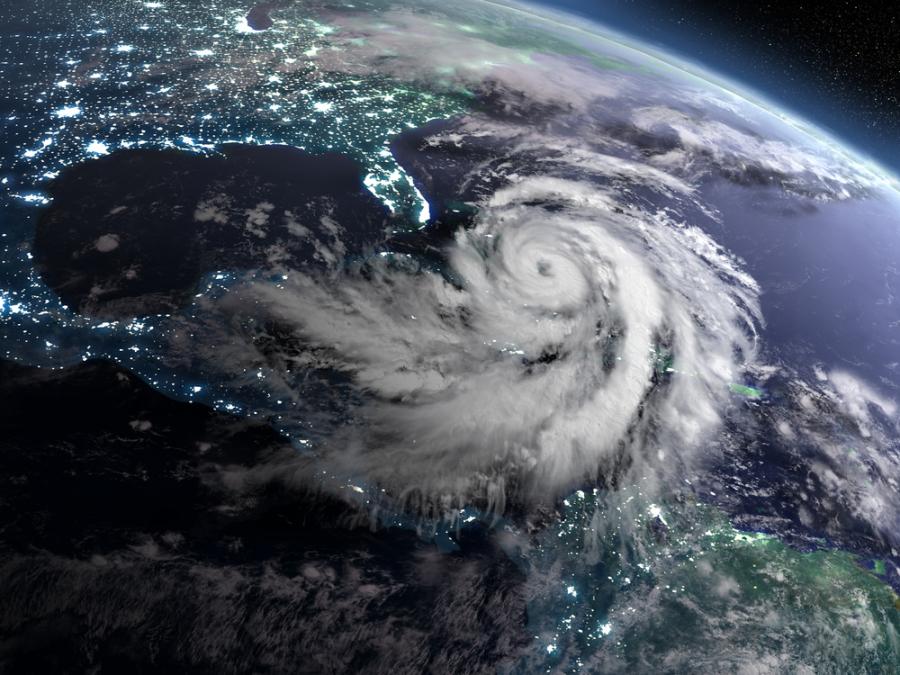 Видео: Ураганът Ирма