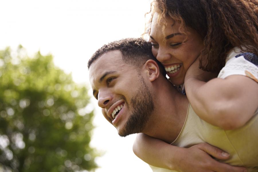 Чие щастие е по-важно за връзката: на мъжа или на жената?