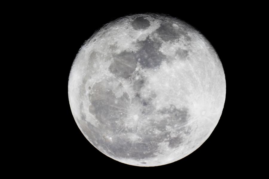 Една нова хипотеза за възникването на Луната