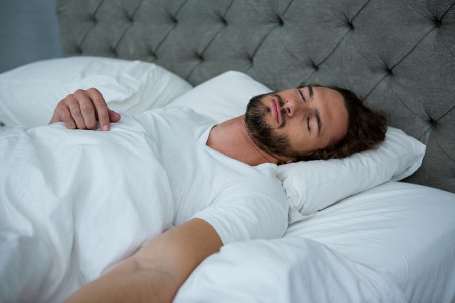 Здравият сън намалява опасността от рак на простатата