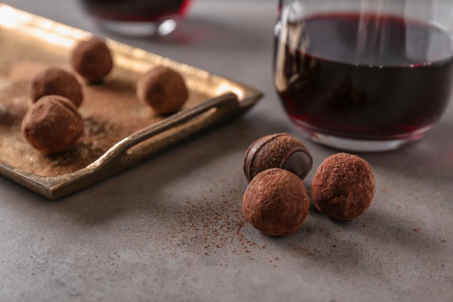 Диета с шоколад, кафе и червено вино намалява риска от преждевременна смърт