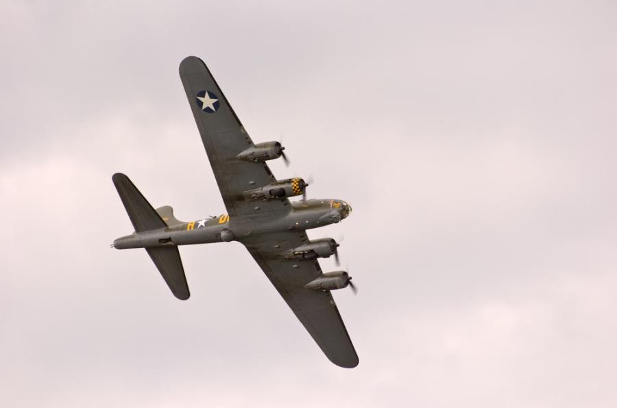 Асен Йорданов създава легендарни самолети Boeing и Douglas