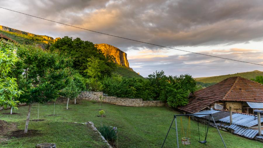 Маршрути: Скалните венци на Кунино