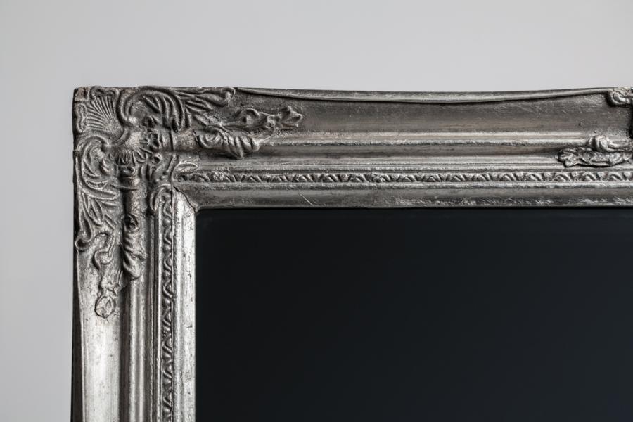 Притча за огледалото и стъклото