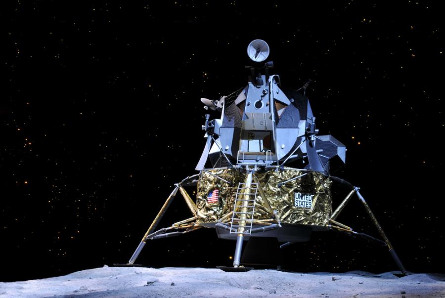 Видео: Архивни кадри от Лунната мисия Аполо 17  