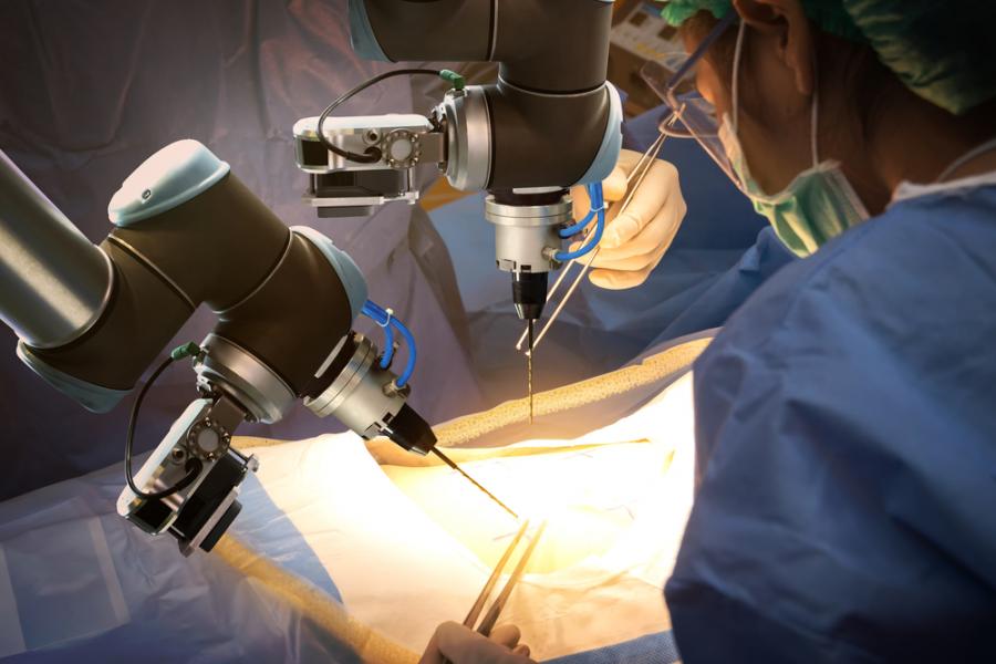 Елитът на роботизираната хирургия се събира в България