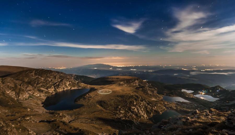 Светлинни кръгове се появиха на мястото на Паневритмията в Рила