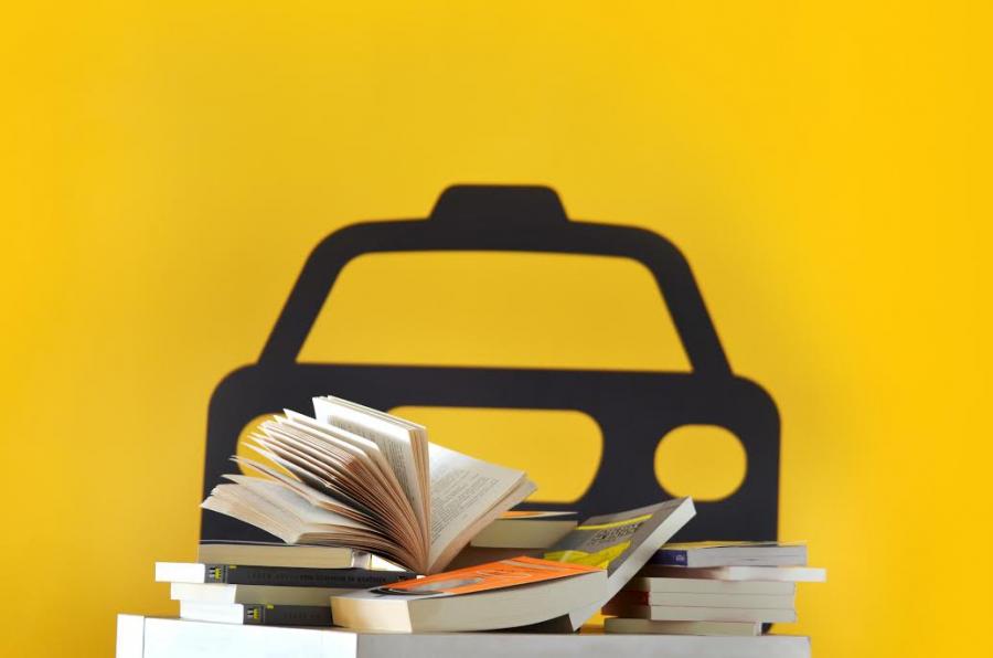 TaxiMe популяризира стойностната литература с инициативата TaxiMeReads