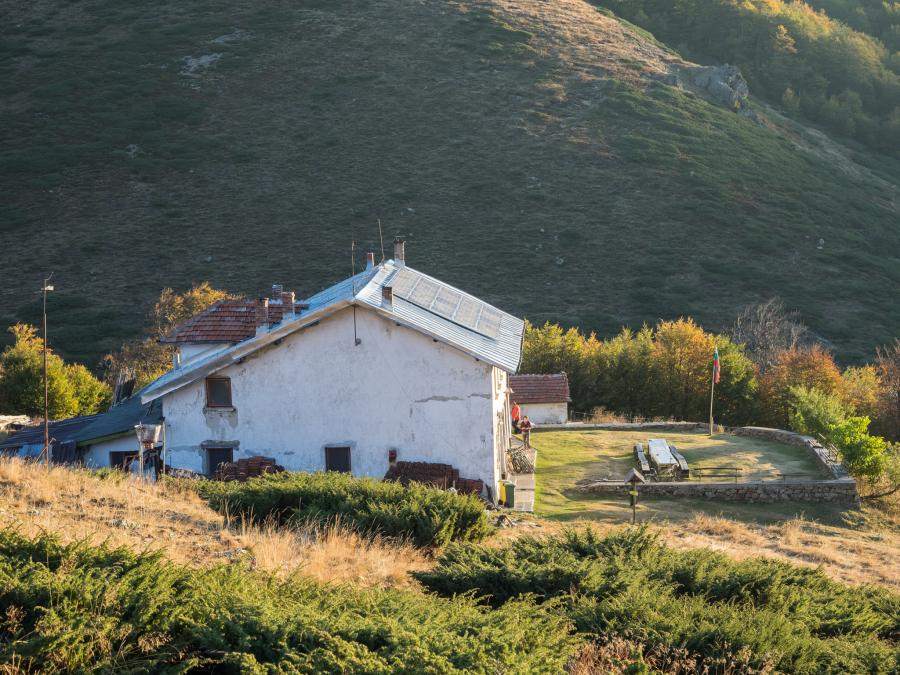 Хижа „Тъжа“ осъмна със слънчеви панели 