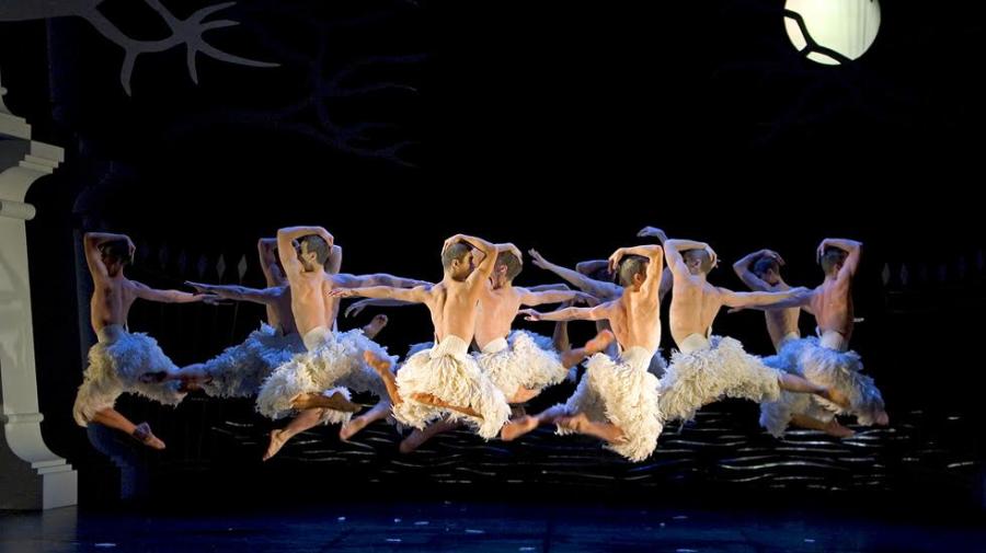 Кино Арена представя „Лебедово езеро“ на Матю Борн във впечатляващо 3D