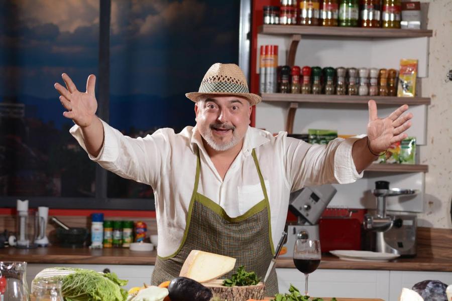 Ути Бъчваров навършва 20 години в национален ефир