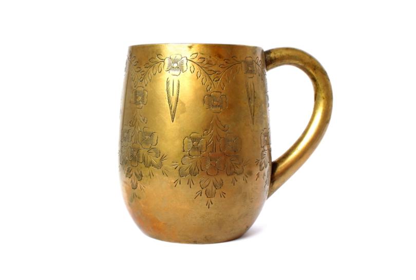 С роднина пирувай