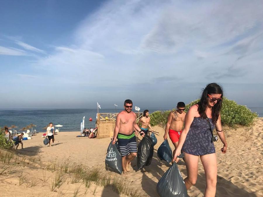 С почистване на варненския плаж „Ветеран“ ще бъде закрито  уиндсърф предизвикателството WIND2WIN
