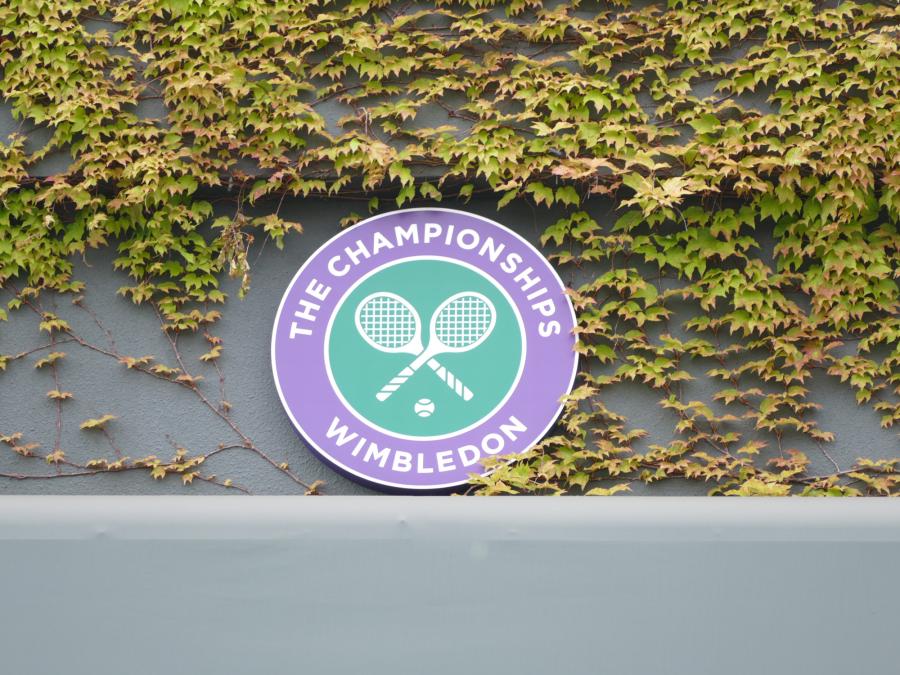 Wimbledon III – кортовете