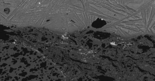 Историята на неръждаемата стомана може да бъде проследена до началото
