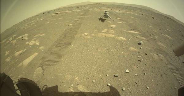 В подоготвка за първия си полет мини хеликоптерът Ingenuity на