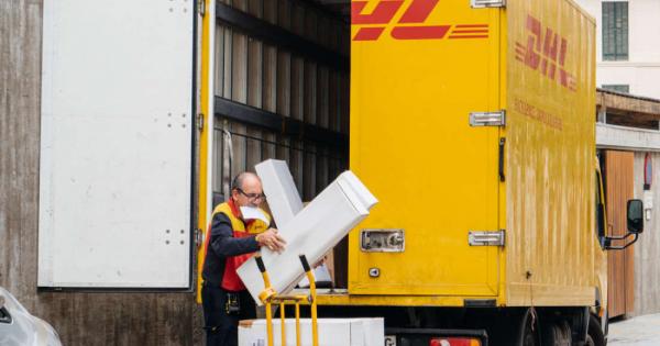 Възможно ли е да хванете новия коронавирус докосвайки пощенската пратка